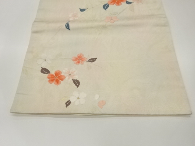  梅・桜模様織出し名古屋帯